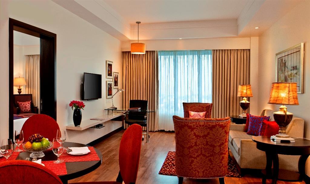 Fortune Jp Palace, Mysore - Member Itc Hotels' Group Værelse billede Suite at the Taj Bengal