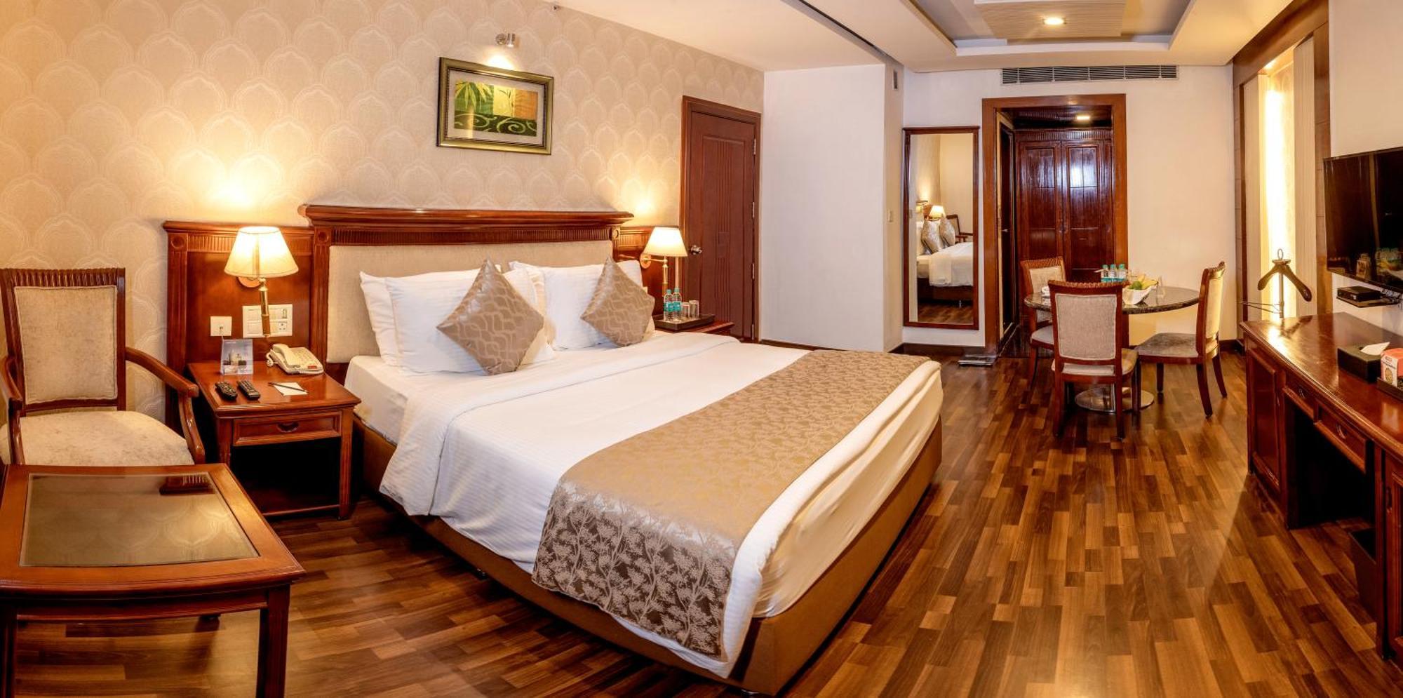 Fortune Jp Palace, Mysore - Member Itc Hotels' Group Eksteriør billede A room at the hotel